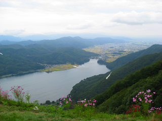 小熊山テイクオフから木崎湖を望む